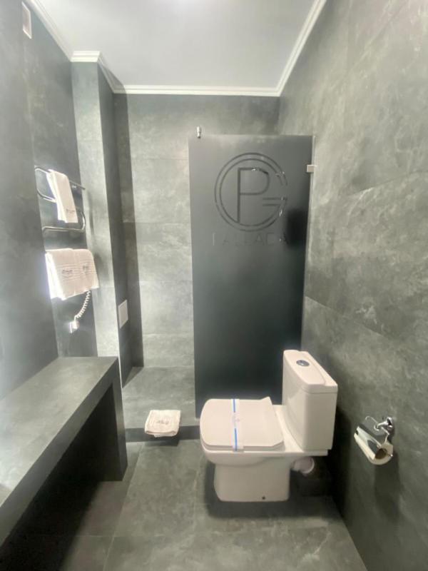 Pallada Hotel Ternopil Ngoại thất bức ảnh